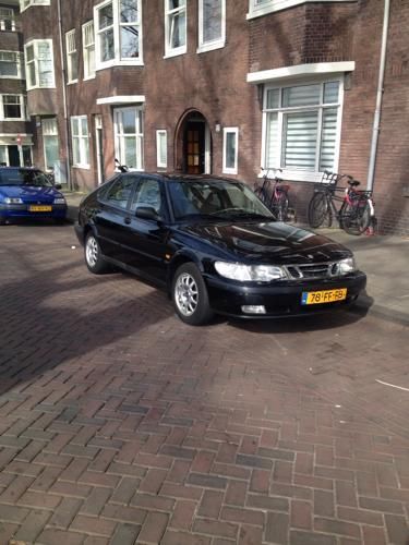 Saab 9-3 2.0 T 2000 Zwart - APK april 2016 203.000 km 