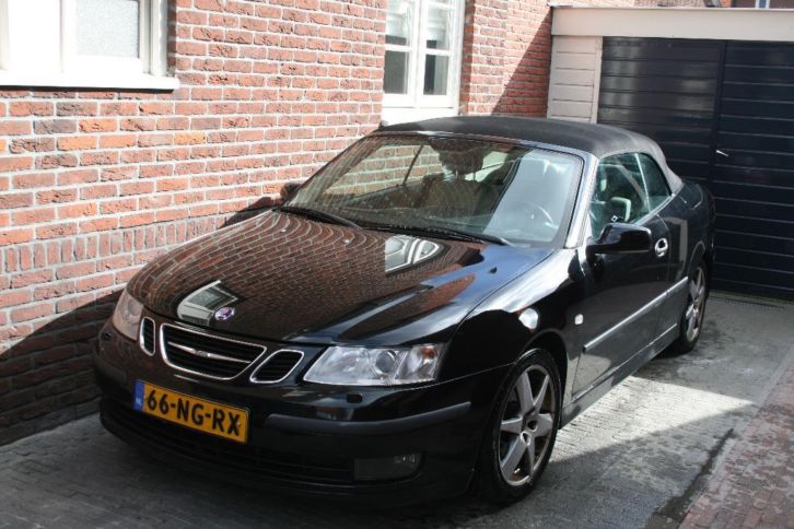 Saab 9-3 2.0 T Cabrio 2003 Zwart