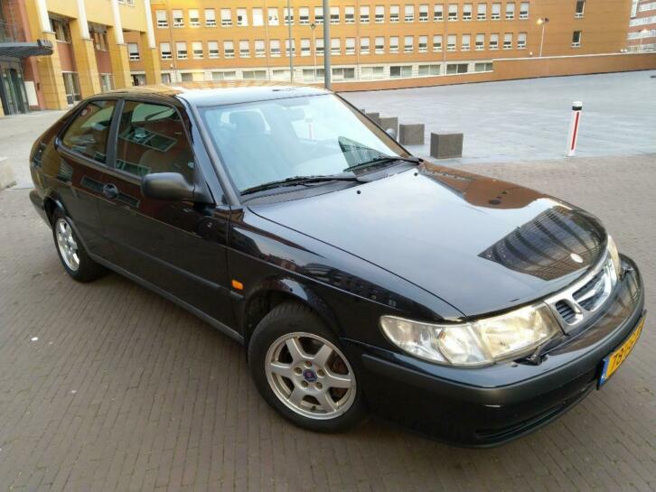 Saab 9-3 2.0 T Coup 2000 Zwart