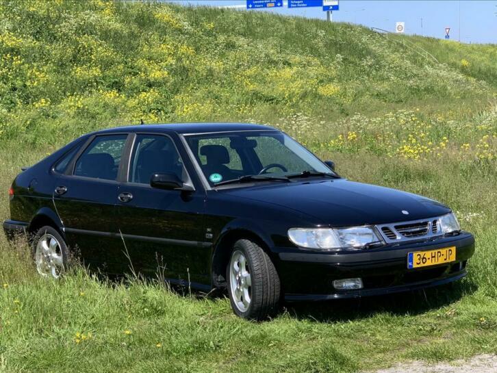 Saab 9-3 2.0 T SE Zwart Youngtimer