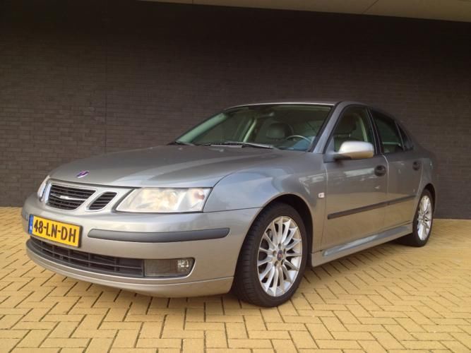 Saab 9-3 2.0 T Sport Sedan AUT 2003 Grijs