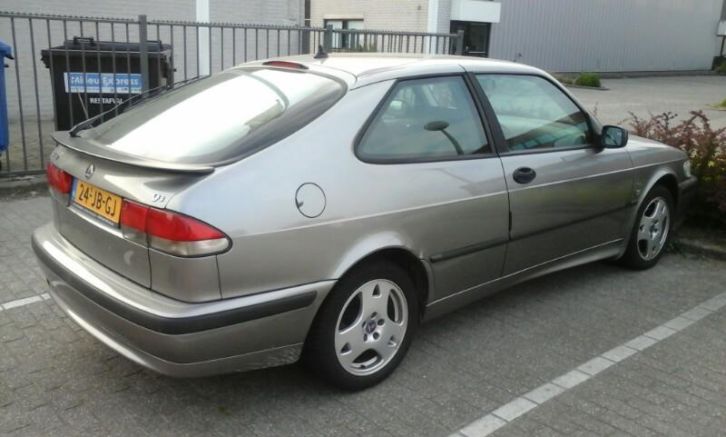 Saab 9-3 2.0 Turbo Coupe 2002 nieuwstaat Nieuwe Apk.
