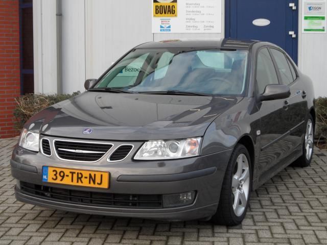 Saab 9-3 2.0t 175pk Vector  Navigatie groot  Xenon koplamp