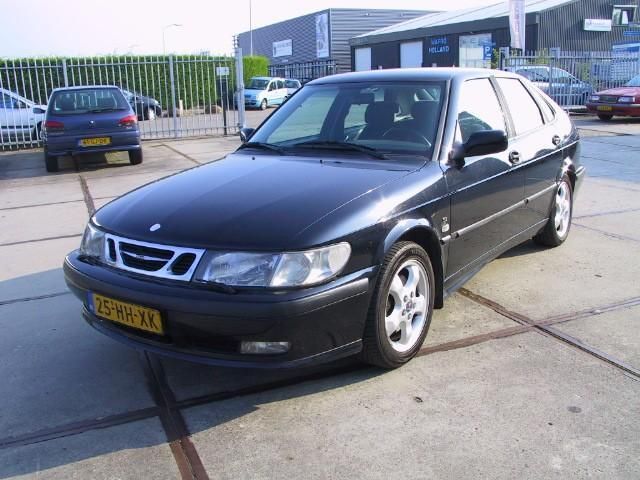 Saab 9-3 2.0t (bj 2001)