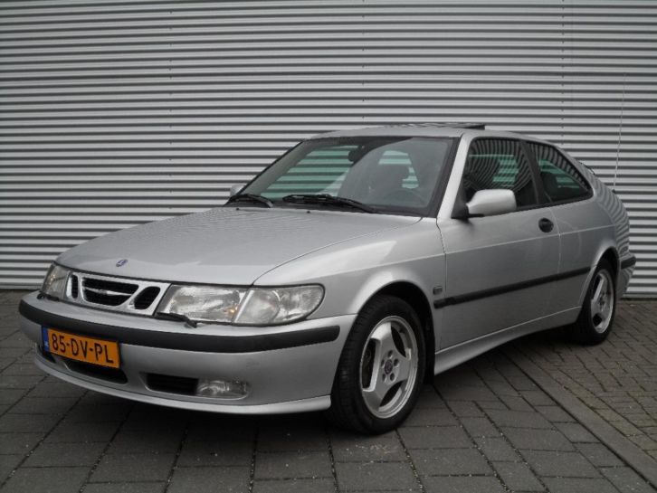 Saab 9-3 2.0T Coupe CVSchuifdakTrekhaak