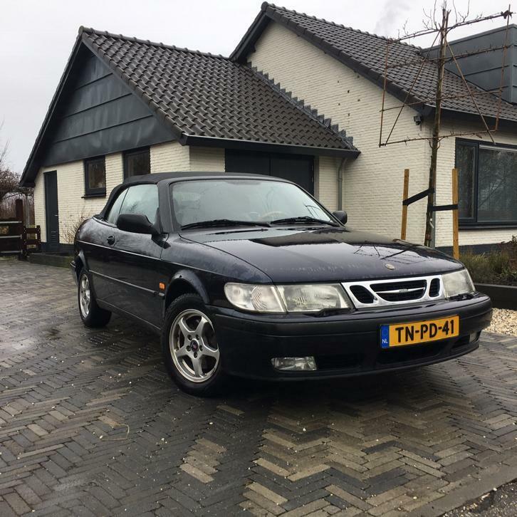 Saab 9-3 2.3 I Cabrio 1998 Blauw