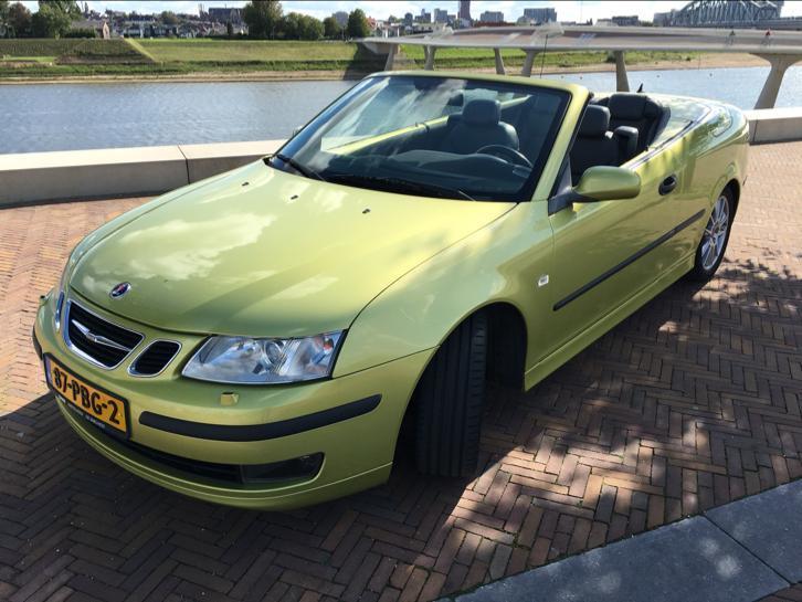 Saab 9-3 cabrio 10-2004 limegroen xenon, navi en pdc