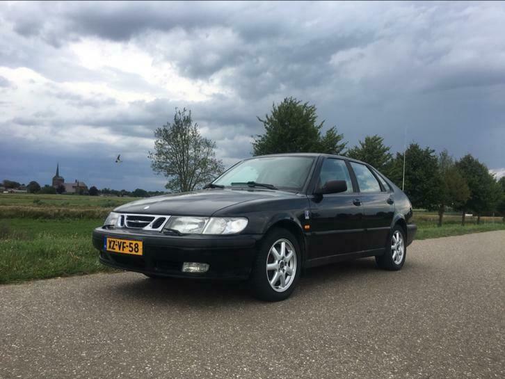 Saab 9-3 se 1999 Zwart