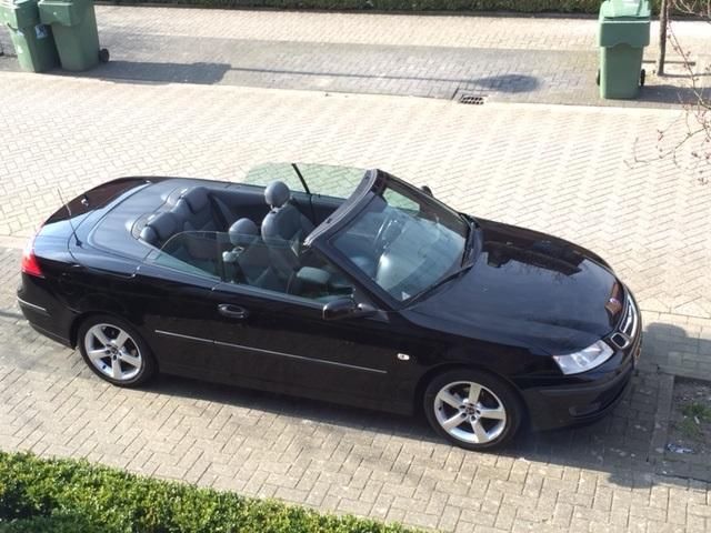 Saab 9-3 VECTOR 2.0 T Cabrio AUT 2003 Zwart