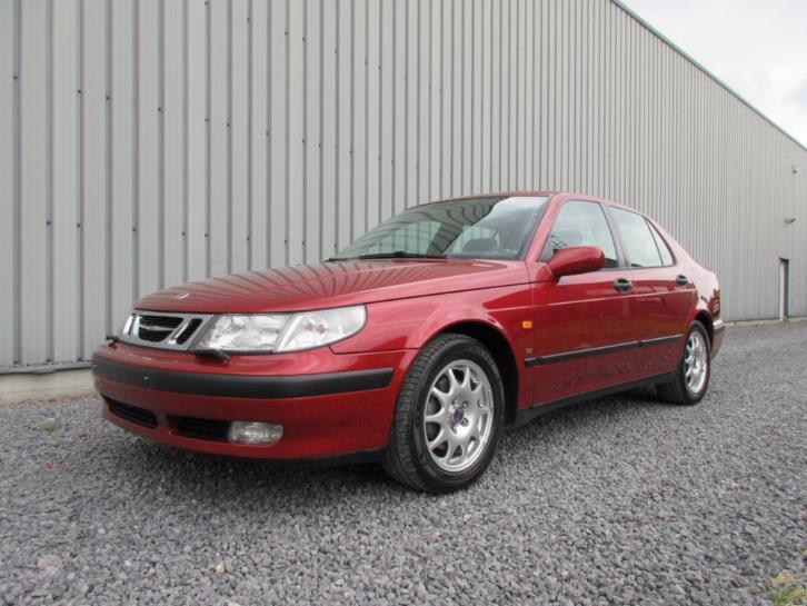 Saab 9-5 2.0T benzine van het bouwjaar 1998 met 139 000 km