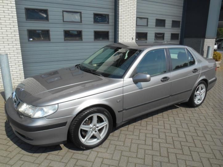 Saab 9-5 2.0t - Topstaat - (leder - stoelverwarming - clima