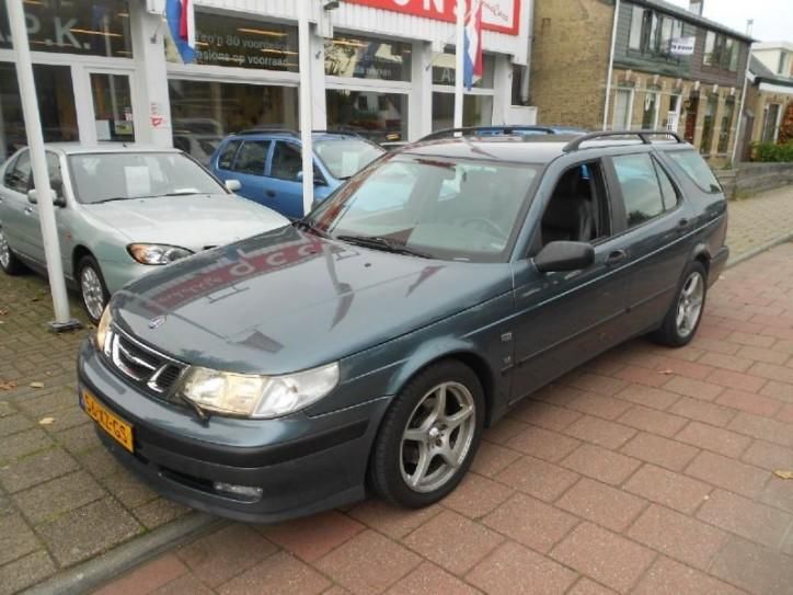 Saab 9-5 estate 2.0t se (bj 1999)