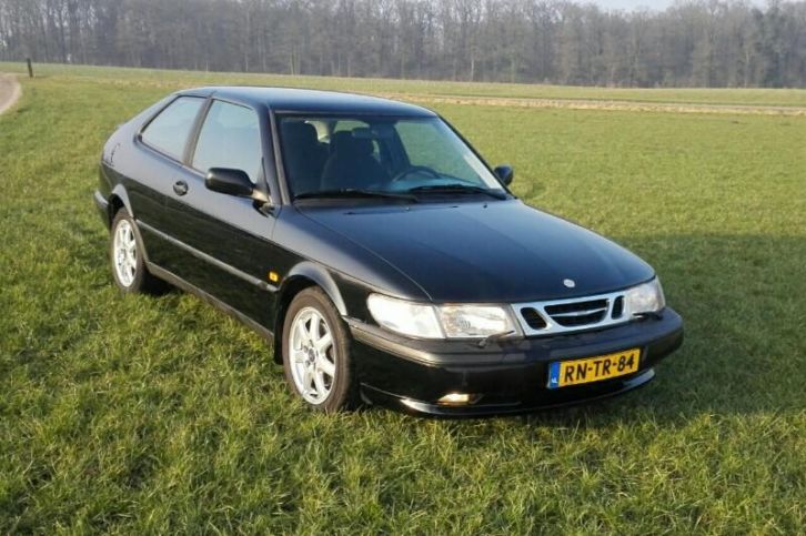 Saab 900 2.0 16v Coupe talladega 1997 Zwart nw koppeling APK