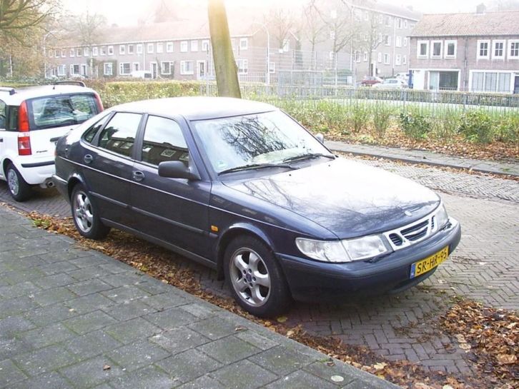 Saab 900 2.0 I HB 1998 ..500 euro