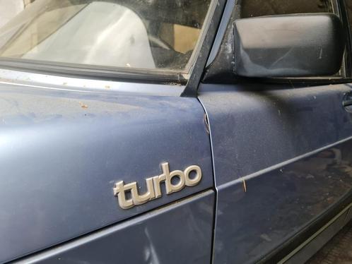 Saab 900 Classic 2.0 Turbo Sedan 4 deurs. Schuurvondst.
