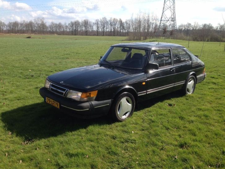 Saab 900 classis 2.0i 1990 Zwart