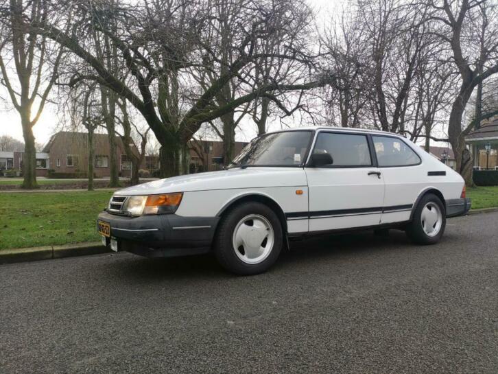 Saab 900 coup 2.0 I 16 HB U9 1993 Wit