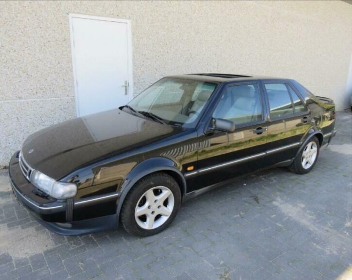 Saab 9000 2.3 CS HB Ecopower AUT 1995 Zwart Burgundy