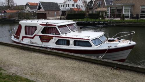 saga 27 opknapper met kapotte Mitsubishi motor