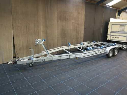 Salaho boottrailer te koop zeer groot 2850 laadvermogen