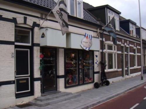 Sales bij VliegersampCo nu 30 korting op alles 