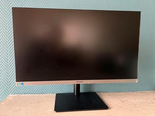 Samsung 24 Monitor - Zo goed als nieuw