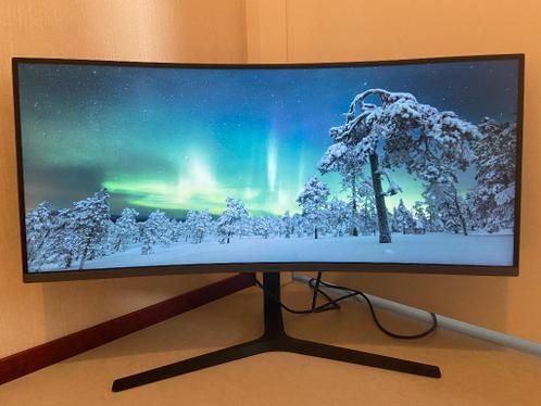 Samsung 34x27x27 ultra wide curved beeldscherm