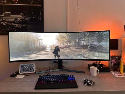Samsung 49quot UltraWide Curved QLED 120 Hz  HDR  FreeSync 2