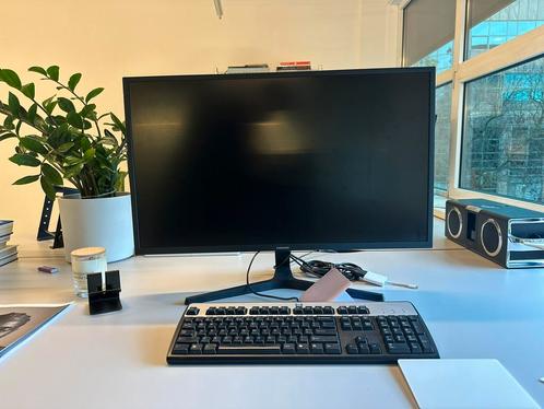 Samsung 4K VA 60Hz Monitor 32 Inch