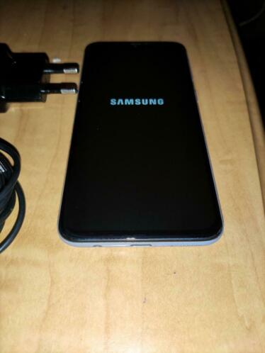 Samsung Galaxy A40 64 GB