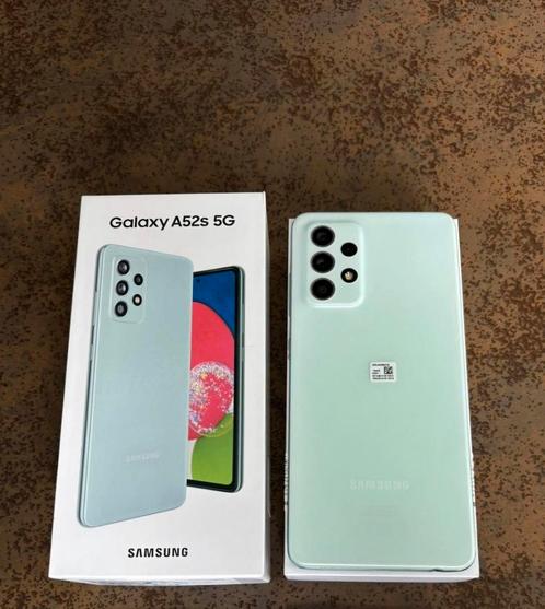 Samsung Galaxy a52s 5G. 128g Awesome Mint.