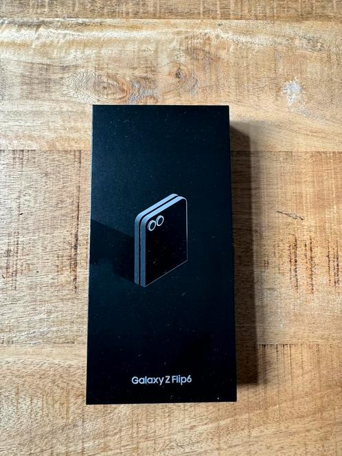 Samsung Galaxy Flip 6