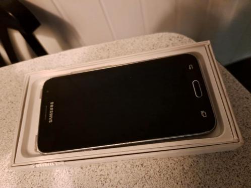 Samsung Galaxy J3 2016 - 8 GB - Zwart - Simlockvrij,