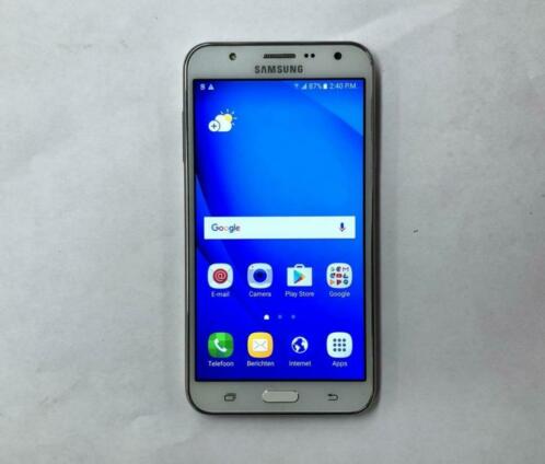 Samsung Galaxy J7 862