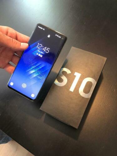 Samsung Galaxy s10 128GB Black - Perfect Condition  3 month