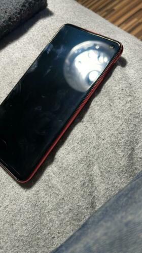 Samsung galaxy s10e red version (128gb)
