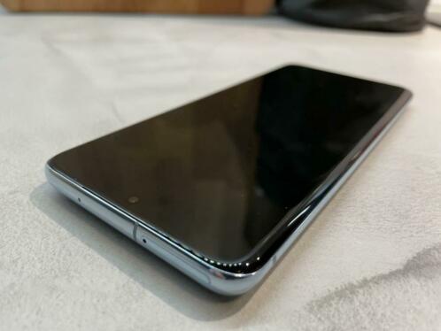Samsung Galaxy S20 5G 128GB Blauw  incl. 2x Spigen screenpr