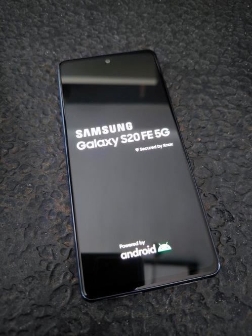 Samsung Galaxy S20 FE 5G Zo goed als NIEUW