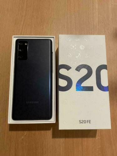 Samsung Galaxy S20 FE Cloud Navy 128 GB 2 maanden gebruikt