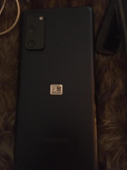 Samsung Galaxy S20 FE in perfecte staat donkerblauw