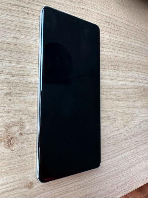 Samsung galaxy s21 ultra phantom silver.