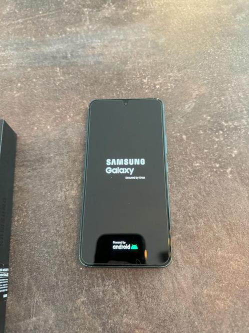 Samsung Galaxy S22 256GB Groen