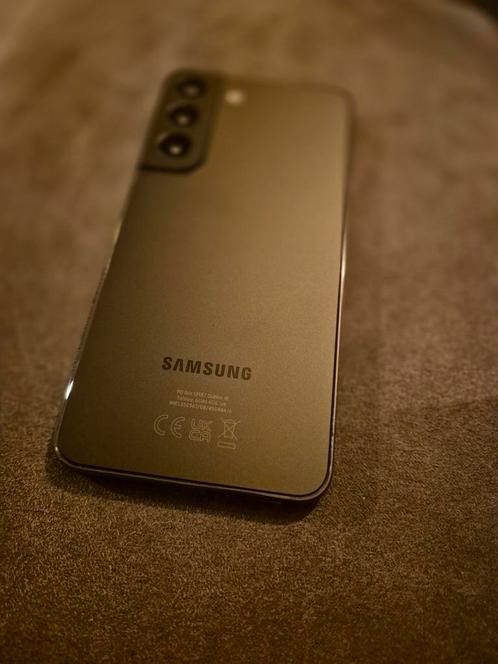 Samsung Galaxy S22 (zwart)