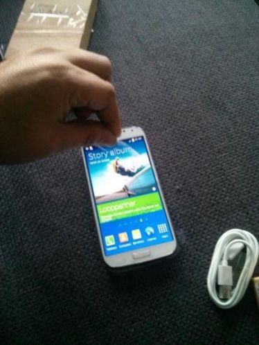Samsung Galaxy s4 32GB  Zo Goed Als Nieuw 