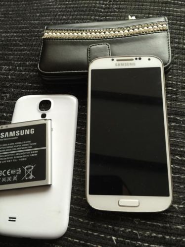 Samsung galaxy s4 witte kleur i9515 nieuw versie met hoesje