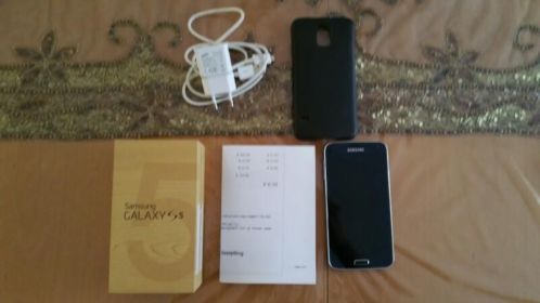Samsung Galaxy S5, 8 mnden oud, garantiebon, doos, hoesje