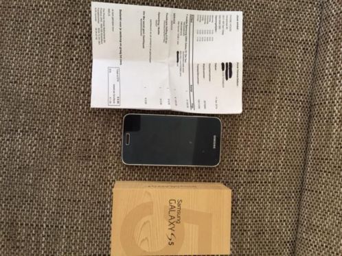 Samsung Galaxy S5 met doos