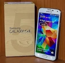 Samsung Galaxy S5 (white) with 32GB memory card and USB 3.0