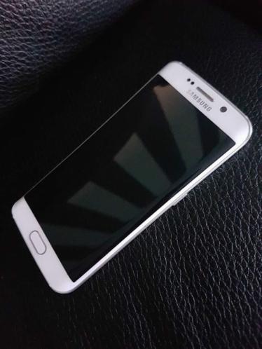 Samsung Galaxy S7 edge.