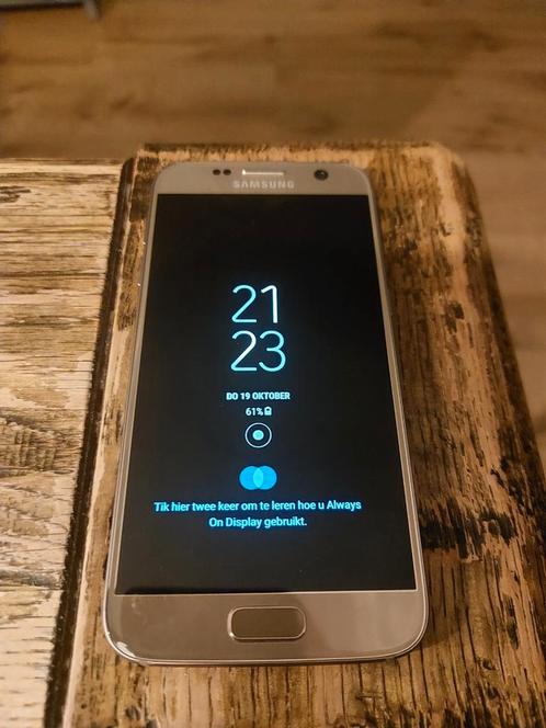 Samsung galaxy S7 goud 32GB in nette staat